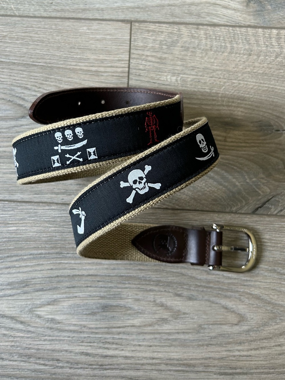 Belted Cow Pirate Skull & Bones Leather Tab Belt. Size 34